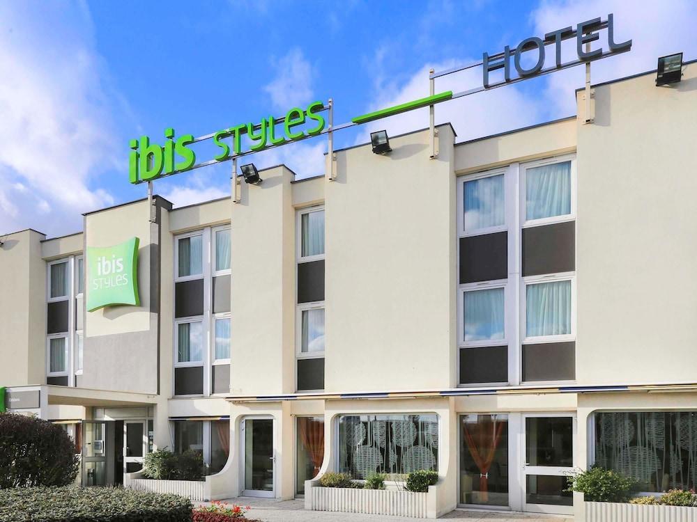 Ibis Styles Orleans Hotel Ла Шапел-Сен-Месмин Екстериор снимка