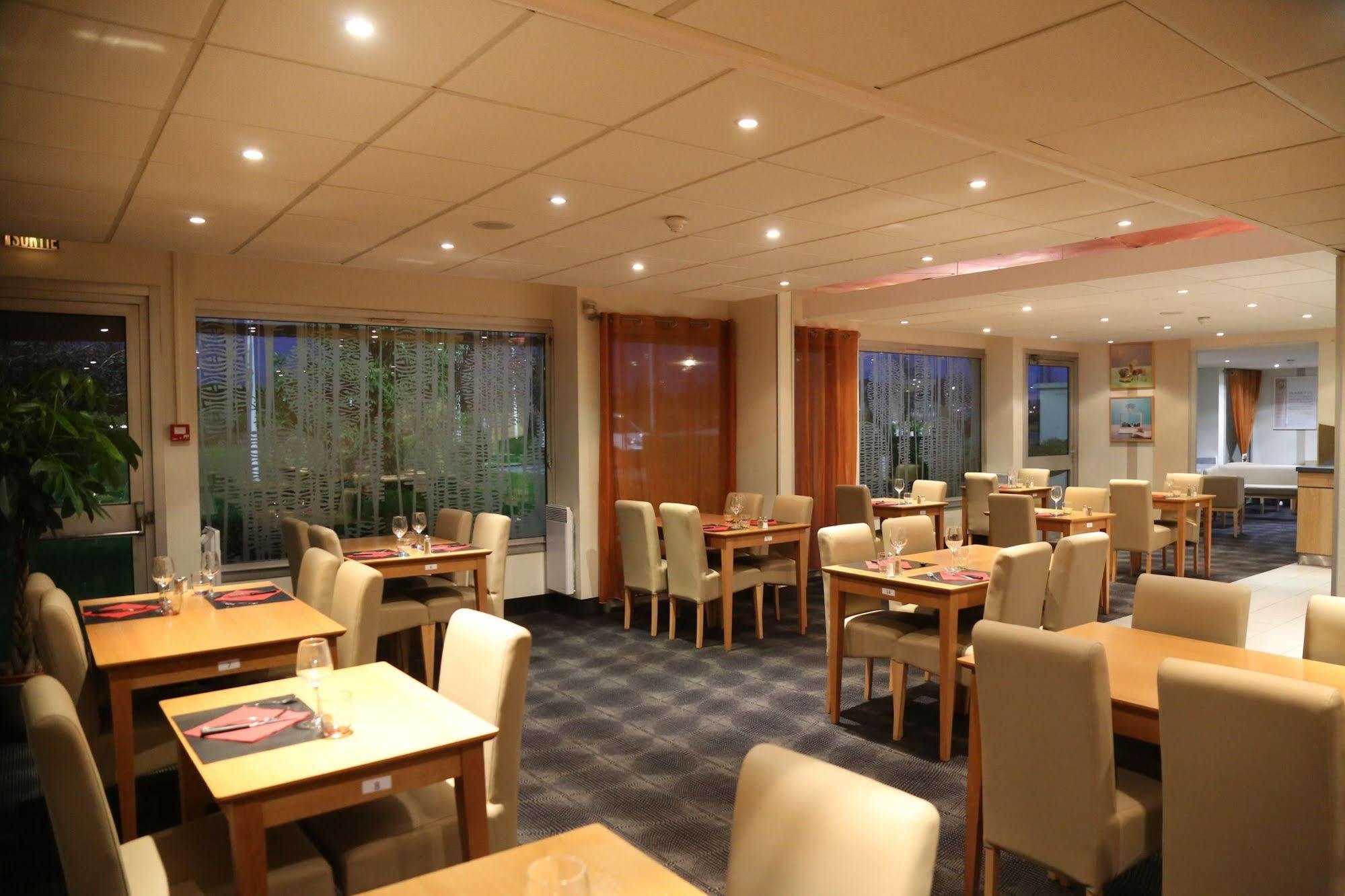 Ibis Styles Orleans Hotel Ла Шапел-Сен-Месмин Екстериор снимка